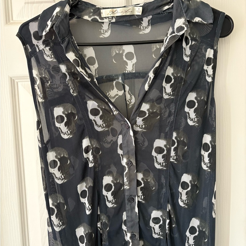 Liberty Love Gray Sheer Skull Top